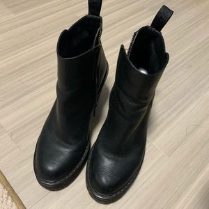 Doc Martens Magdalena Boots